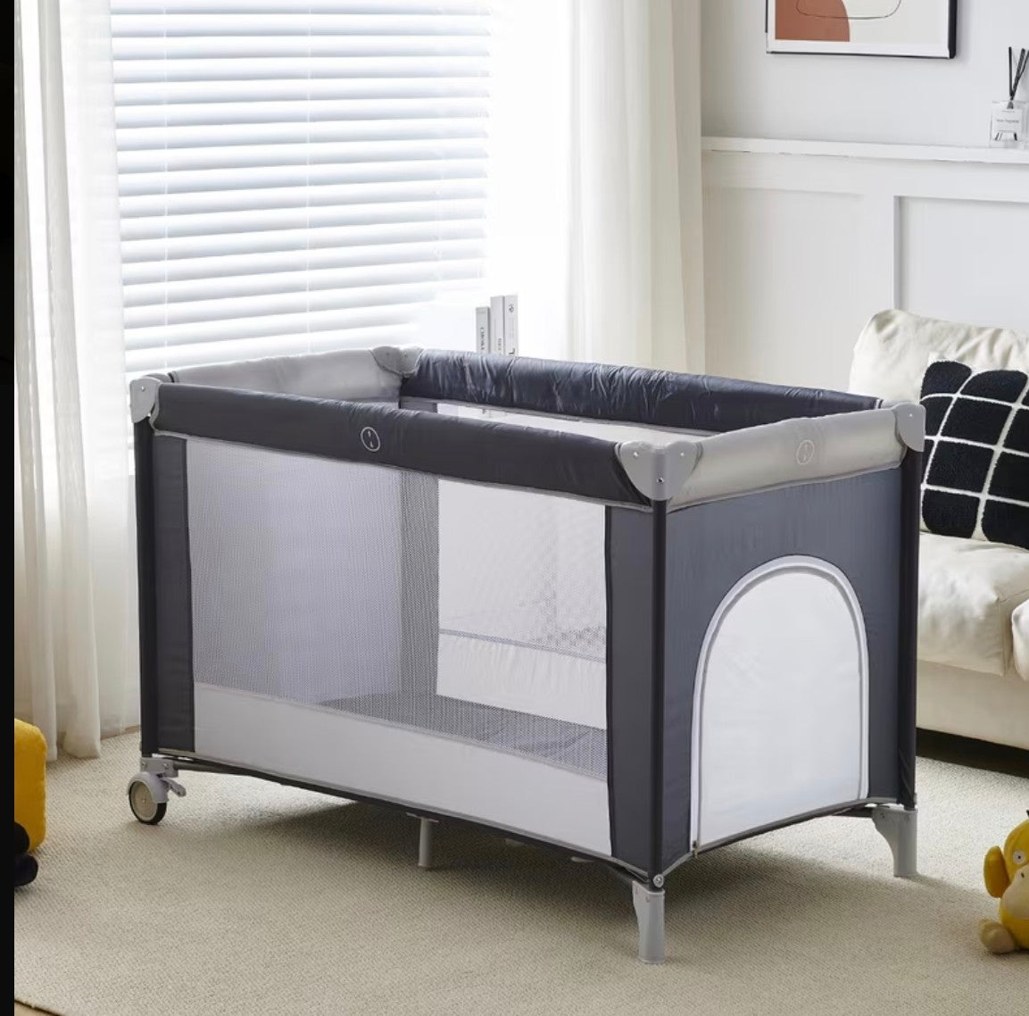 Cot crib bed for baby and toddlers